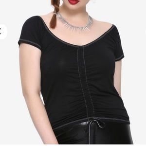 Hot topic Black Ruched Center Girls Top Plus Size